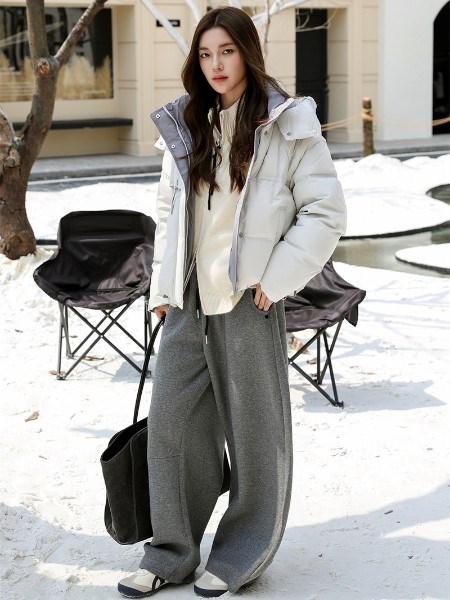 解构文艺OR.Kart冬季女装：邂逅冬日浪漫与优雅