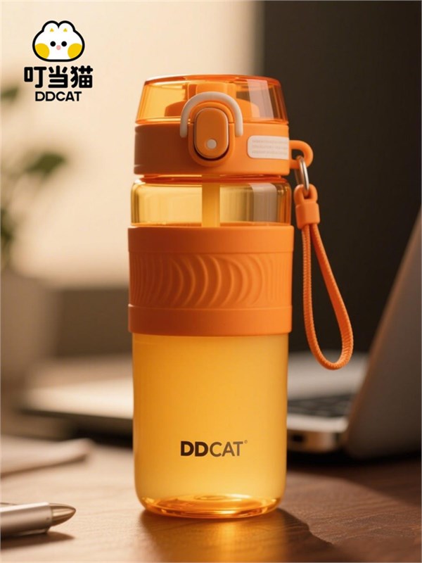 萌盏焕新，暖润时光——叮当猫水杯家族的雅致献礼