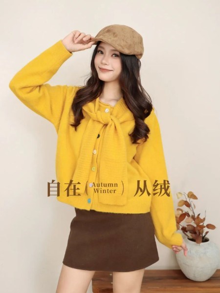 UNII（有你）2025冬季衣橱｜以温柔裹住时光，让温暖与风格共舞