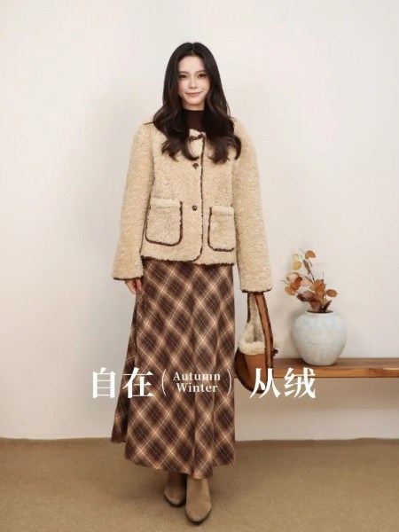 UNII（有你）2025冬季衣橱｜以温柔裹住时光，让温暖与风格共舞