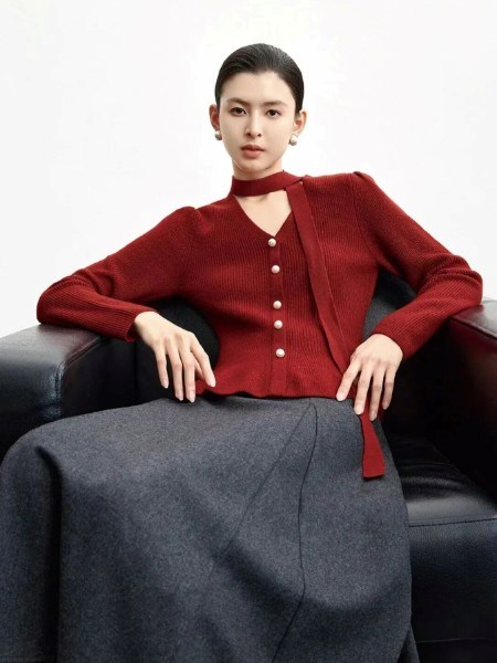 郁香菲（YUXIANGFEI）2025冬日衣橱｜以精致之名，解锁三大时髦关键词