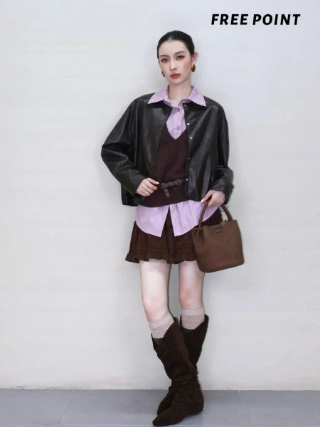 时尚自由点2025皮衣:以多元风格重塑都市女性的力量美学