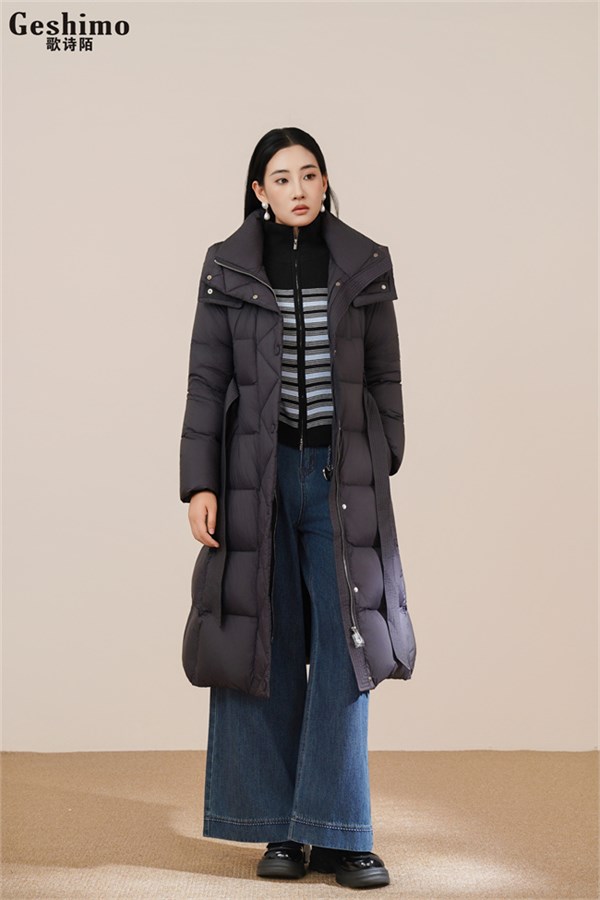 歌诗陌2025冬季羽绒系列：以色彩重塑冬日高级感，用设计诠释温暖与风度的共生
