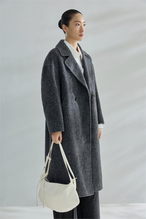 城市格调女装：都市新序，重构职场美学