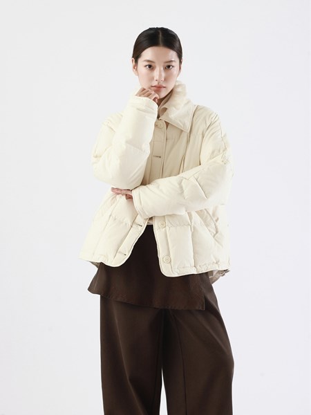 简与媄2025冬羽：以温柔色彩，织就冬日浪漫诗篇