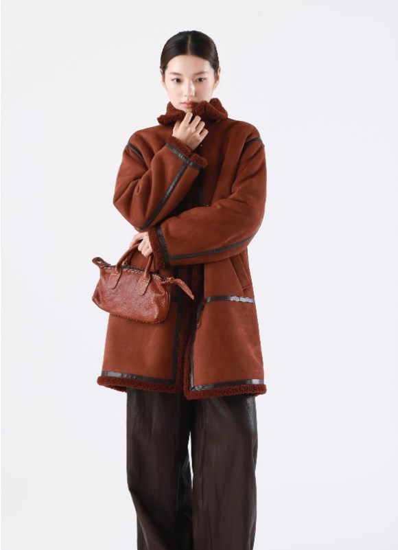 简与媄2025冬季新款：解锁冬日多元时尚，温暖与格调共舞