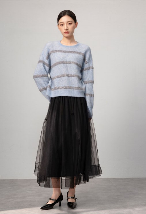 喜西女装品牌 2025冬装:解锁冬日时尚密码,高级感穿搭新境