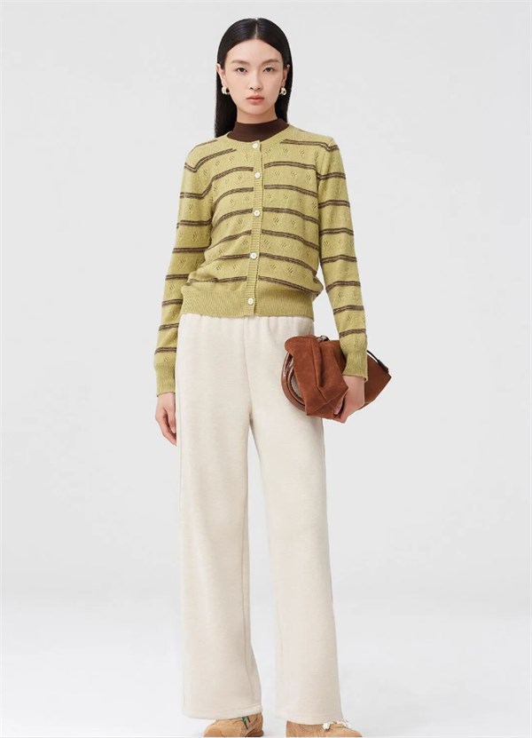 betu百图女装冬季都市游牧人穿搭指南：在钢铁森林中自由驰骋