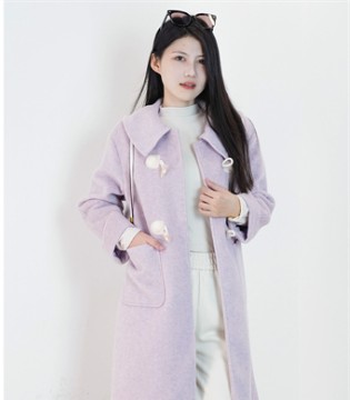 罗曼可女装冬季穿搭攻略：解锁冬日时尚密码，演绎气质风华