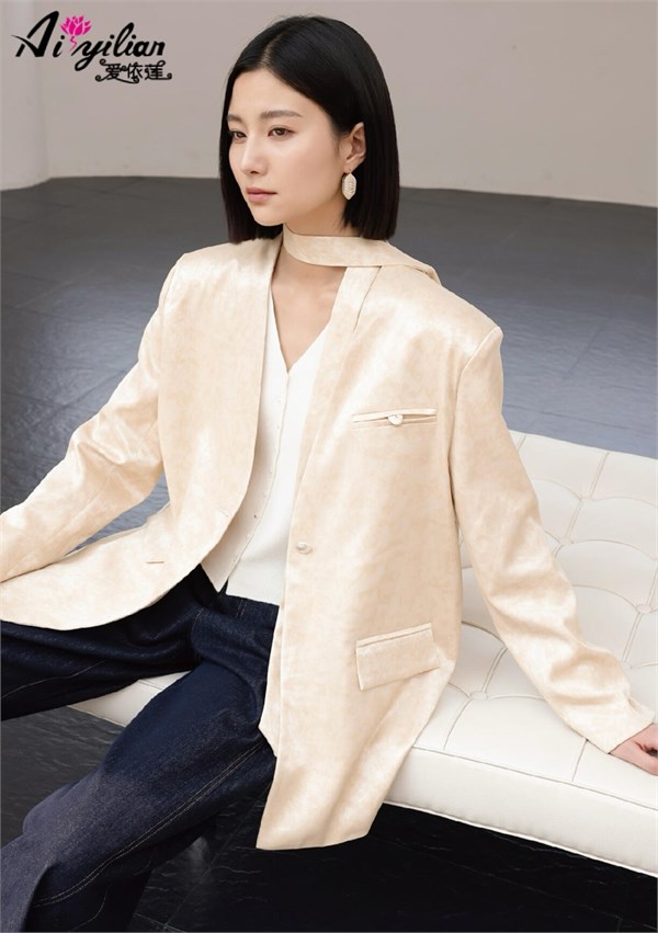 爱依莲女装｜通勤新风尚，解锁职场女性的多面魅力