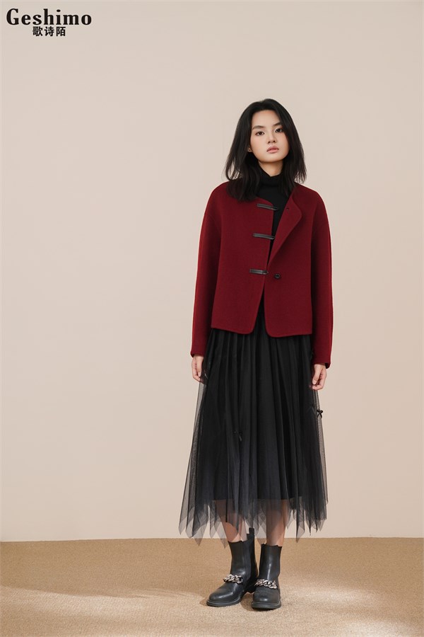 歌诗陌女装｜冬日高级感穿搭指南，三款大衣解锁法式复古浪漫