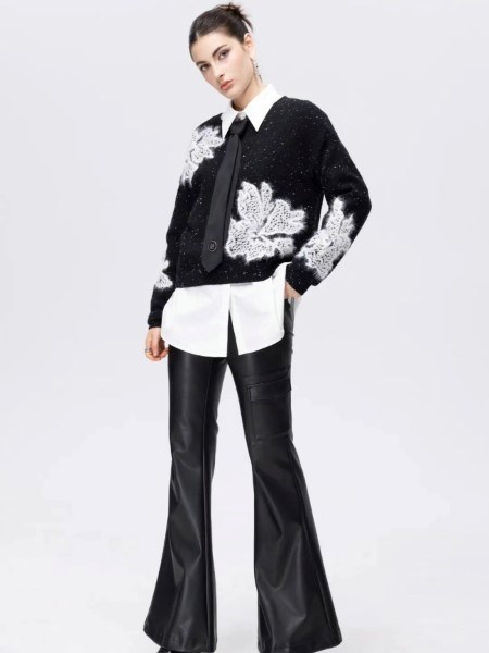 零压温暖，织就优雅｜欧E [OEEO] 2025冬季系列，让寒冬成为你的时尚秀场