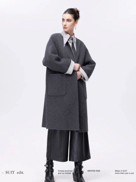 零压温暖，织就优雅｜欧E [OEEO] 2025冬季系列，让寒冬成为你的时尚秀场