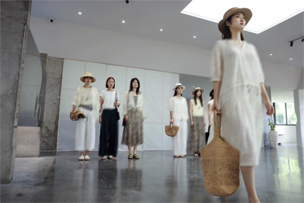 ISHONTTE堓上 | 2026夏季新品发布会——“心之原野”完美呈现