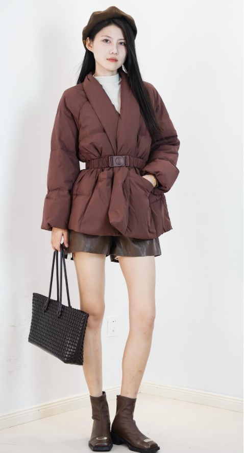 这个冬天，让罗曼可羽绒的色彩，替你说话