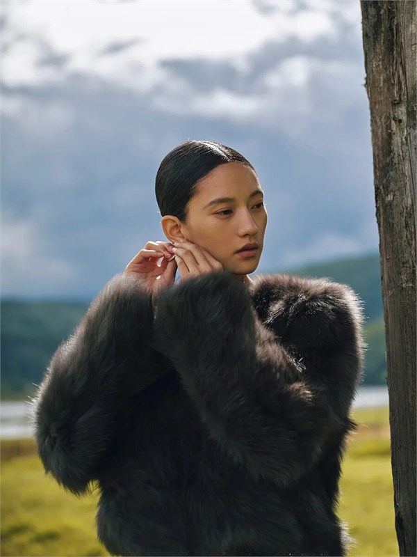 不惧寒冬,自有锋芒|NEELLY 2025冬季新款:以衣为甲,温柔战寒