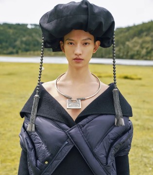 不惧寒冬，自有锋芒｜NEELLY 2025冬季新款：以衣为甲，温柔战寒