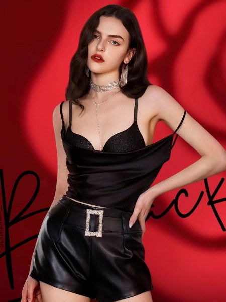 冬日暗夜绮梦，MYBODY神秘黑文胸点燃时尚激情