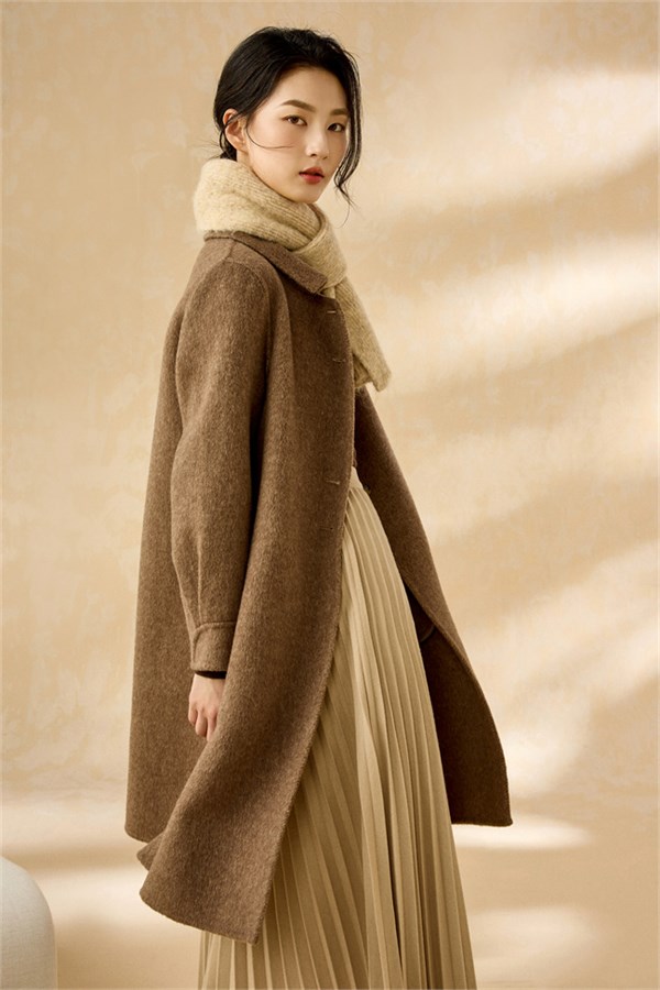 禾等Helen Moda冬季上新，时尚与温暖的浪漫之约