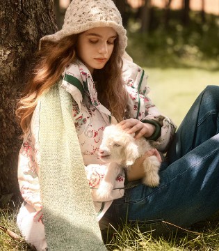 丽迪莎,2025冬季新品,羽绒服,提花针织外套,