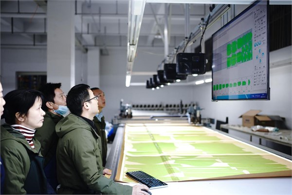 单位正装居然是定制级羊毛 + 羊绒?源头工厂果然不一样!