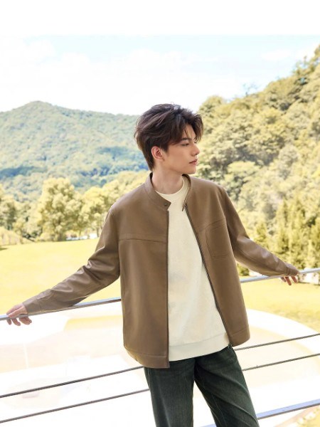 莱克斯顿 2025秋冬新品:以型格为刃,雕刻男性的帅气新章