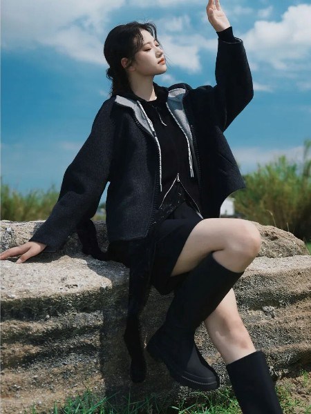 薇薇希（VIVIS）秋冬出行时尚指南