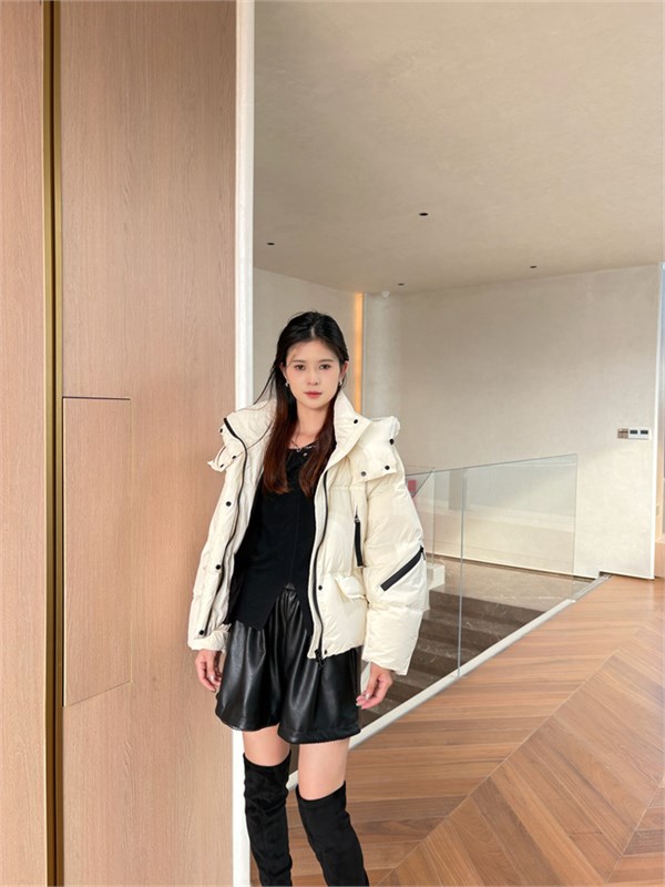 DD女装短款外套：可爱炸街，时尚不设限！