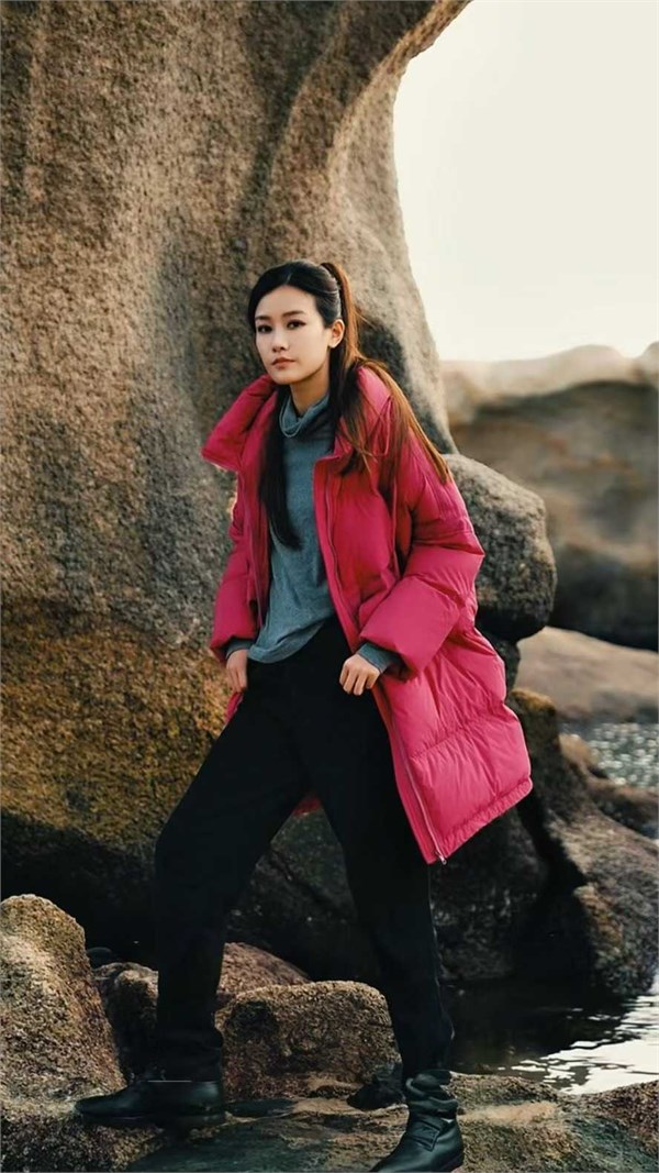 Dins底色 以羽绒为笔,绘就暖冬的温柔诗行