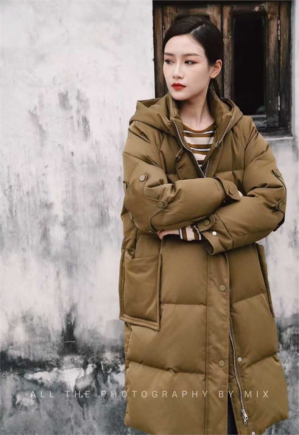 Dins底色 以羽绒为笔,绘就暖冬的温柔诗行