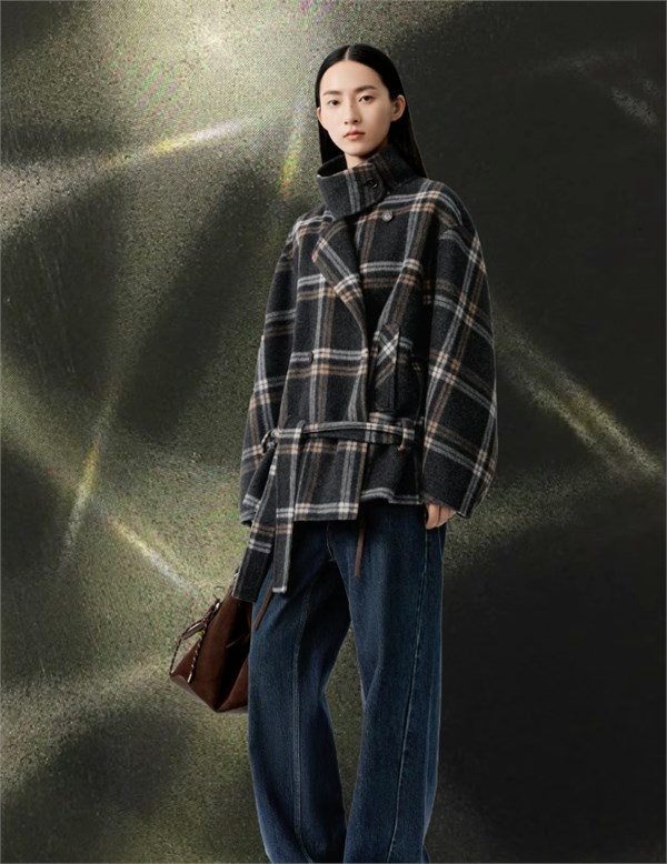 indicia冬季衣橱提案｜短款轻暖羽绒，让寒冬成为你的时尚秀场