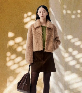 indicia冬季衣橱提案｜短款轻暖羽绒，让寒冬成为你的时尚秀场