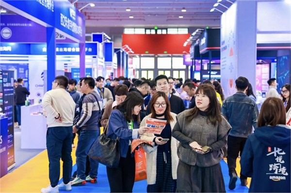 萌力破圈跨境场！叮当猫品牌强势登陆汕头跨交会，引爆合作热潮！