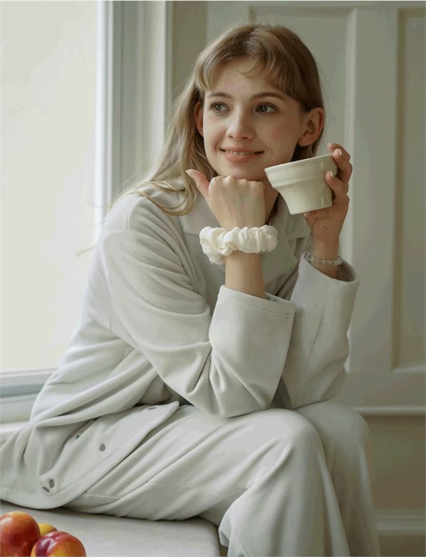 皇家丽美「冬日暖绒物语」以奢感睡衣居家服