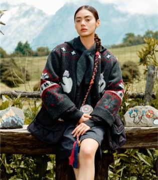 红袖2025冬季非遗提花系列：以貂毛温润，织就跨越代际的冬日诗篇