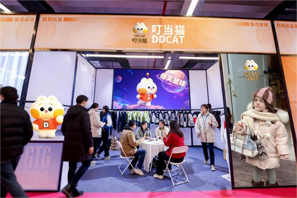 温暖织梦,爆笑同行——叮当猫亮相第六届江西纺织服装产业博览会!