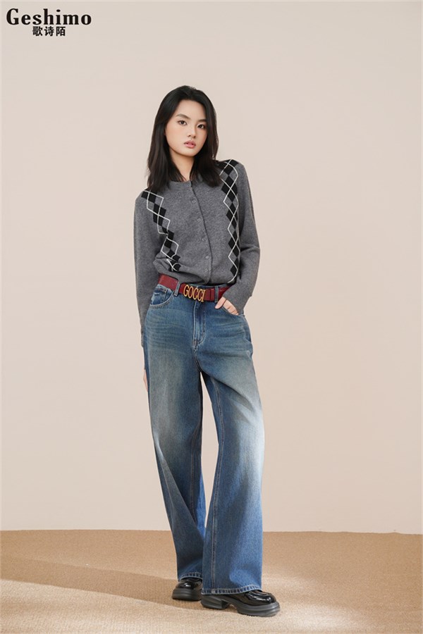 歌诗陌女装 针织新季,极简与复古