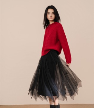 歌诗陌女装 针织新季，极简与复古