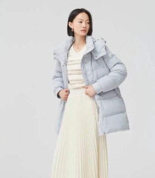 betu百图女装焕新登场！应季温暖加持，打造吸睛穿搭范本