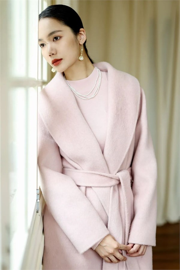 OCEAN浩洋国际2025冬：织物凝暖，格调御寒，开启高端冬日时尚新纪元