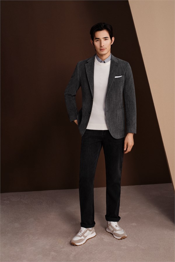 杉杉 2025 新款逸动西服羽绒：轻暖修身，出行“型”动全开