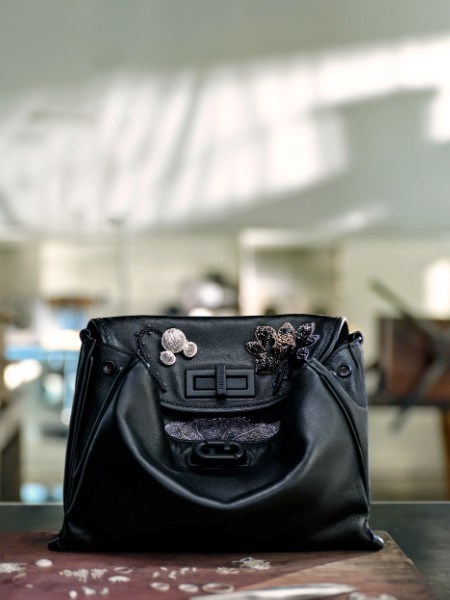 菲安妮2025系列,以匠心织,都市生活,时尚叙事