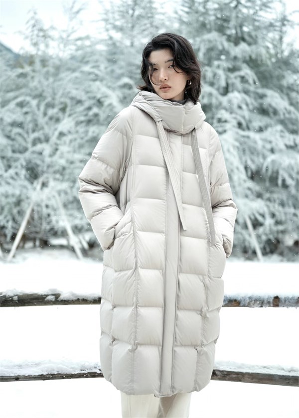 恩瑞妮ENRUINI雪域白鹅绒系列|以云端之暖,织就冬日诗篇