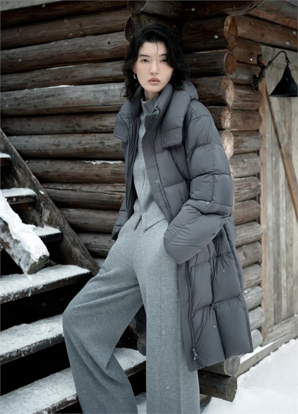 恩瑞妮ENRUINI雪域白鹅绒系列|以云端之暖,织就冬日诗篇