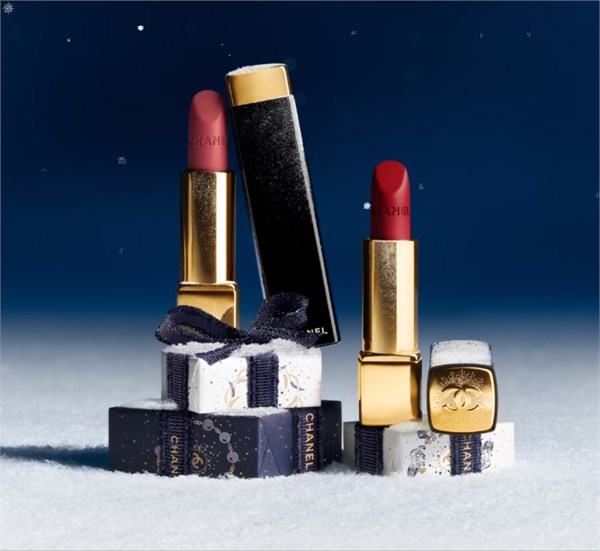 香奈儿2025节日限定彩妆 赴一场璀璨冬夜的奇幻之约