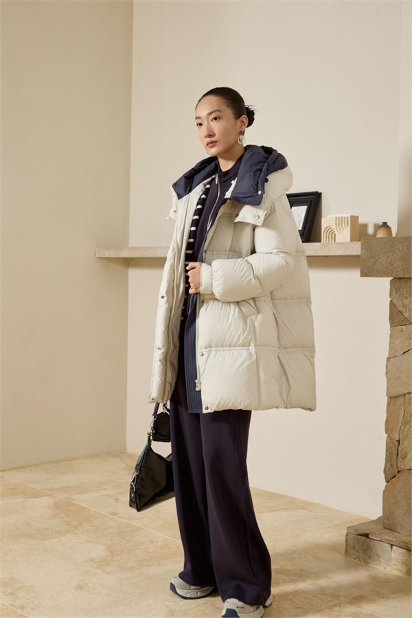 城市格调女装:复古革新者,重塑复古与现代的平衡