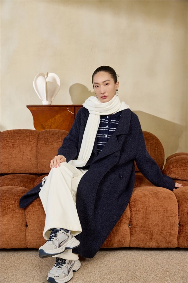 城市格调女装:复古革新者,重塑复古与现代的平衡