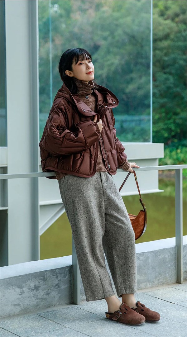 Eall.cz意澳女装步履从绒,以绒为甲,温暖与风度共生