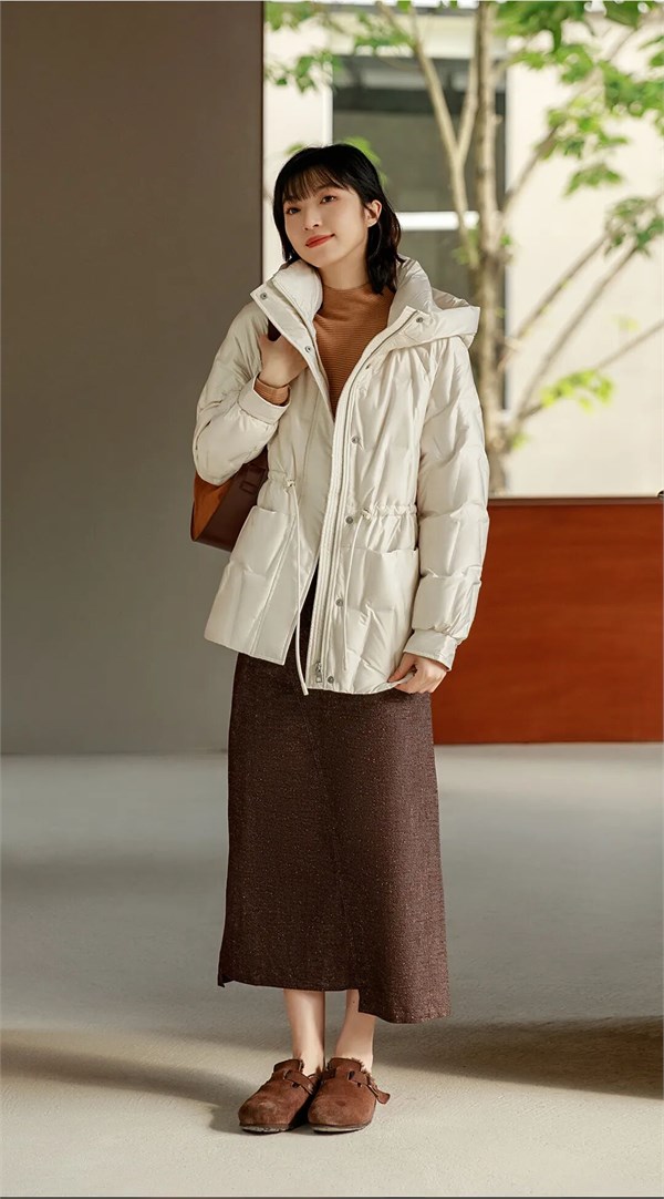 Eall.cz意澳女装步履从绒,以绒为甲,温暖与风度共生