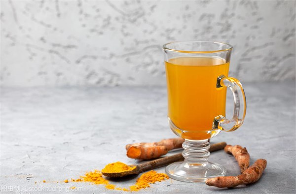 姜黄饮:2025年最魔幻的“智商税”现场